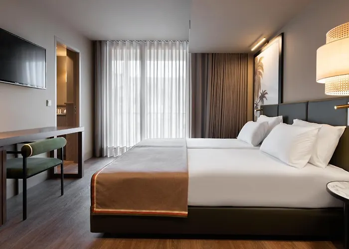 Hotel Exe Essenzia Porto