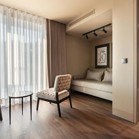Dorma Essenzia فندق بورتو