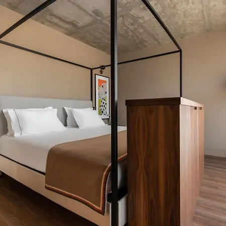 Hotel Exe Essenzia Porto