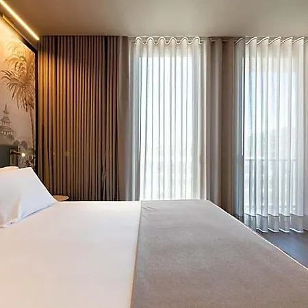 Dorma Essenzia Hotel Porto