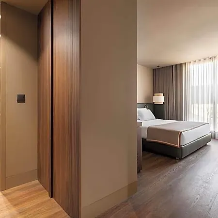 Dorma Essenzia 4* Porto