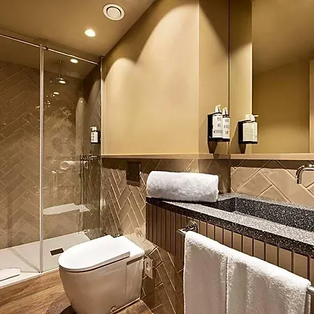 Dorma Essenzia 4*